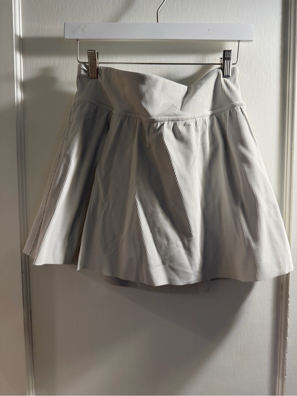 SPANX White Pleated Skort with Subtle Pinstripes